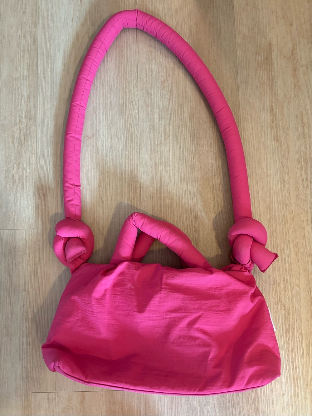 Mini Olend Ona Soft Bag in bright pink